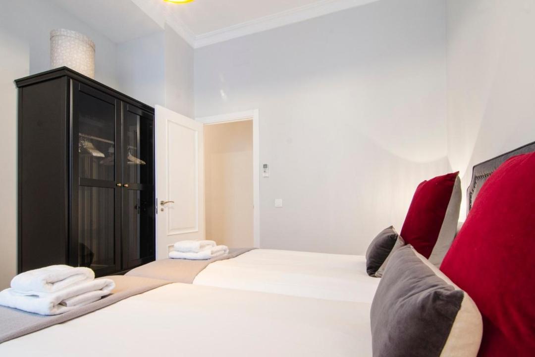 Minty Stay - Atocha 4 Bd Madrid Buitenkant foto