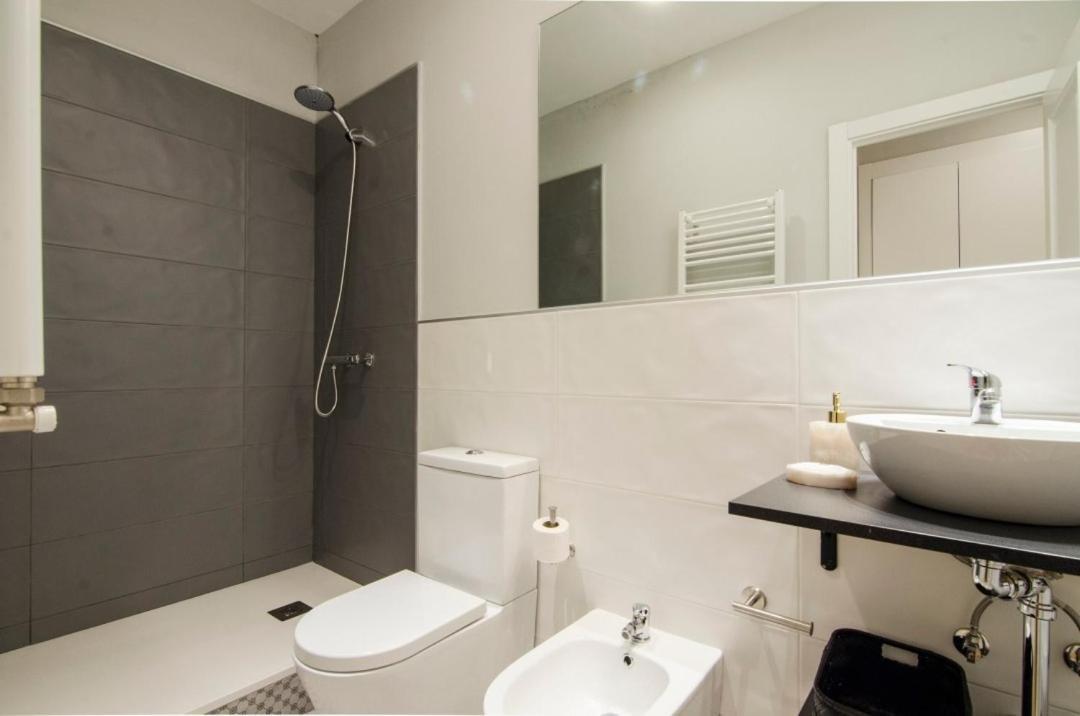 Minty Stay - Atocha 4 Bd Madrid Buitenkant foto