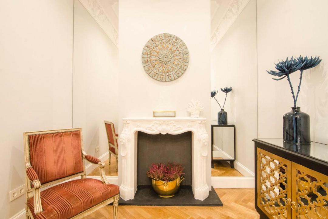 Minty Stay - Atocha 4 Bd Madrid Buitenkant foto